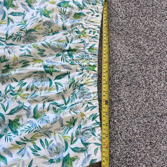 Ellen Tracy Linen Blend Tropical Print Pockets Elastic Back Waist Skort Size L - Picture 7 of 9